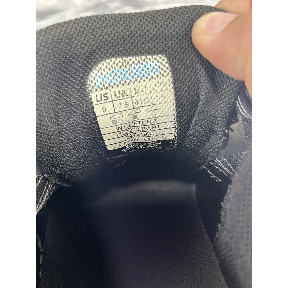 Size 9 - Hoka One One Clifton 6 Black - 1102873-BWHT‎ Used Fair Condition